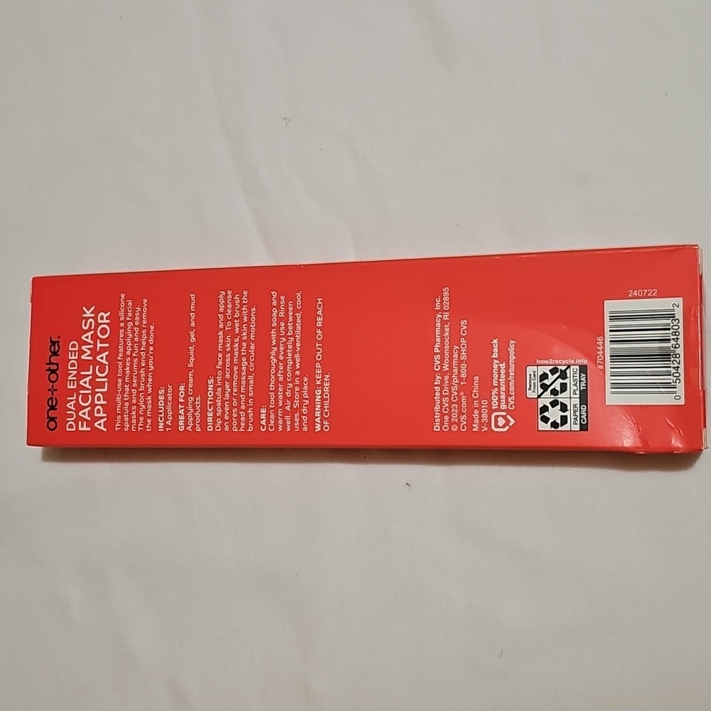 one+other Dual Ended Facial Mask Applicator New - Picture 2 of 8
